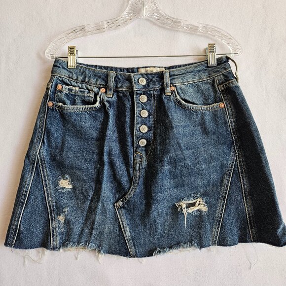 We The Free Denim Mini Skirt 15" Distressed Sz 29 Raw Hem Button Fly - Picture 1 of 7
